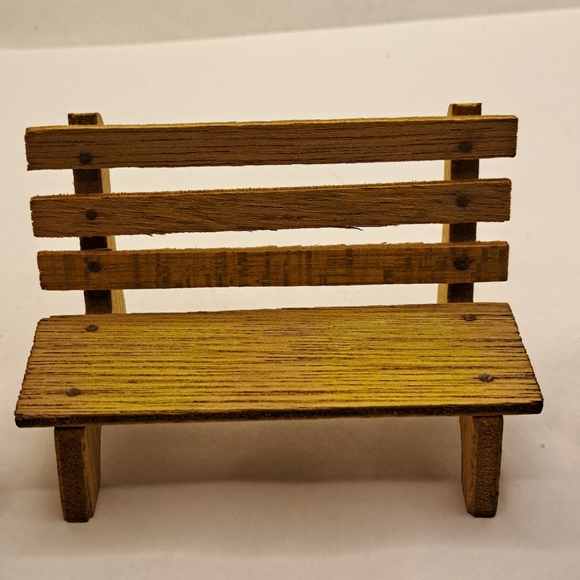 Boy and Girl Kissing Vintage Salt And pepper. - Picture 5 of 8